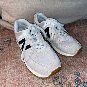 New balance sneakers